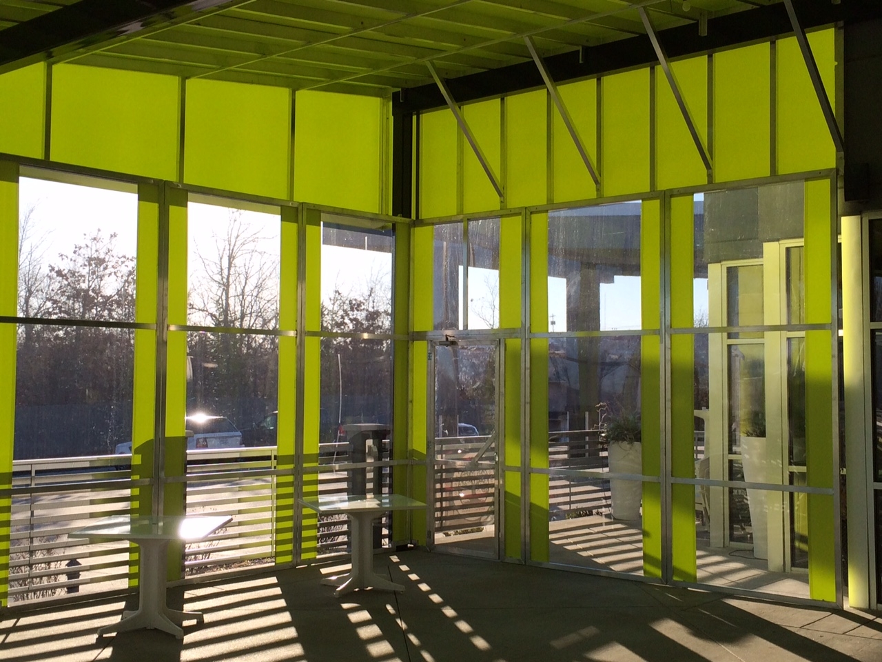 Z Loft Hotel Bar &amp; Grill