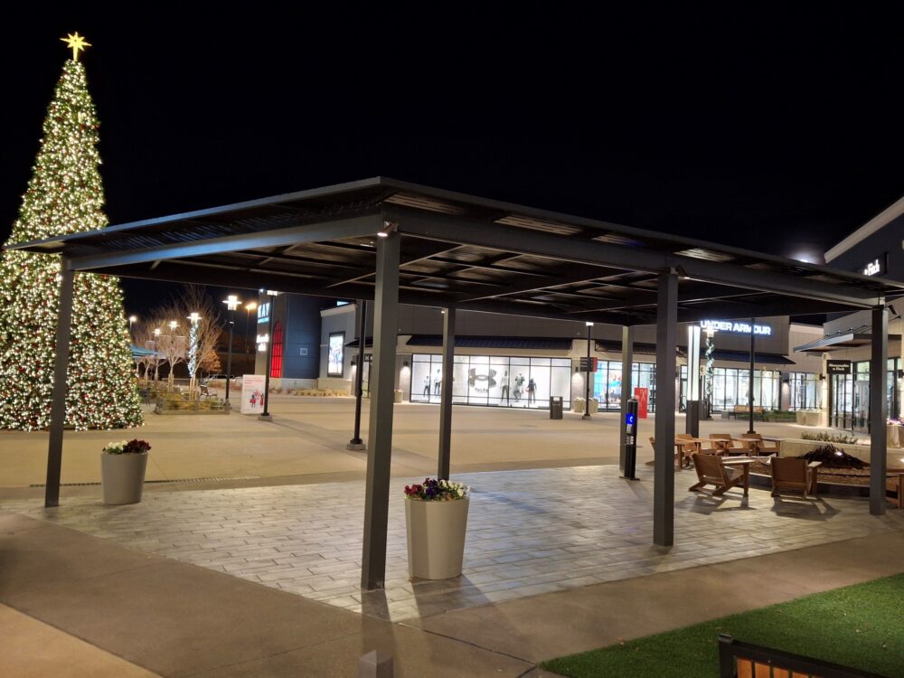 Tulsa Outlet Mall Metal Pergolas